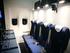 Sitzplätze für die Begleitung im A320 Flugsimulator.